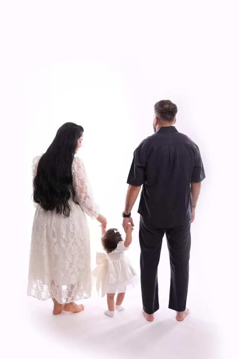 semeyna-fotosesiya-s-malko-dete.webp