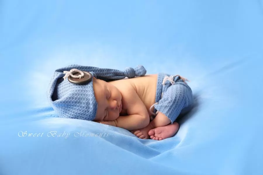 bebe-momche-s-shapka-fotosesiya.jpg