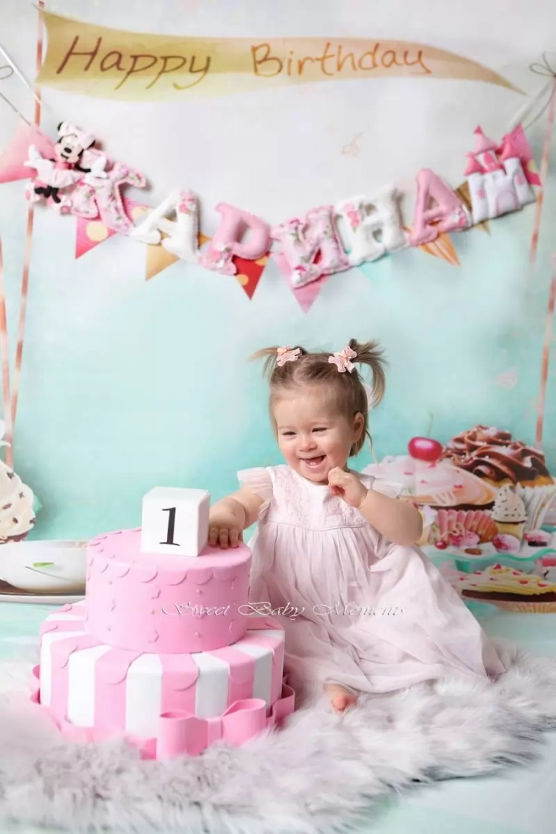 cake-smash-sofia.webp