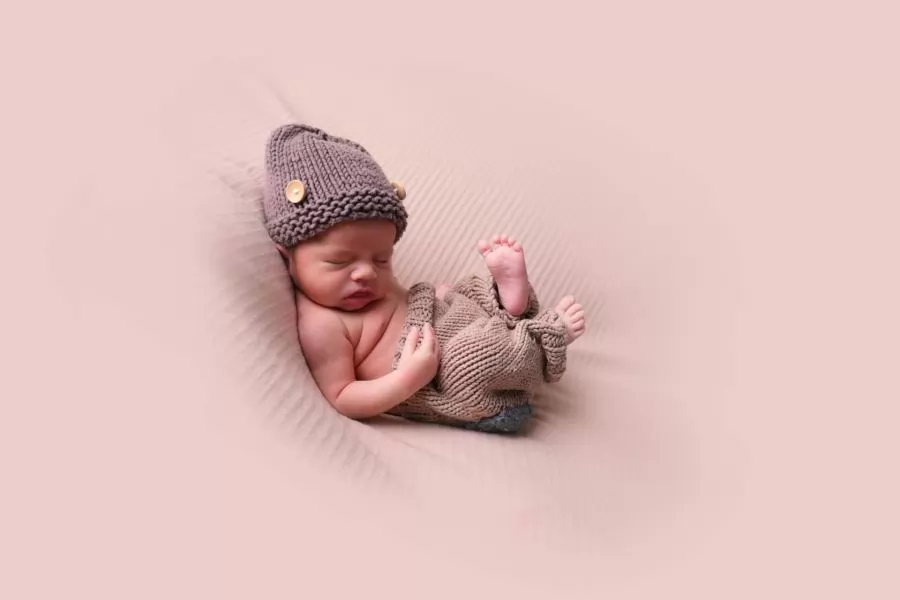 fotosesiq-za-bebe-momche-shapka