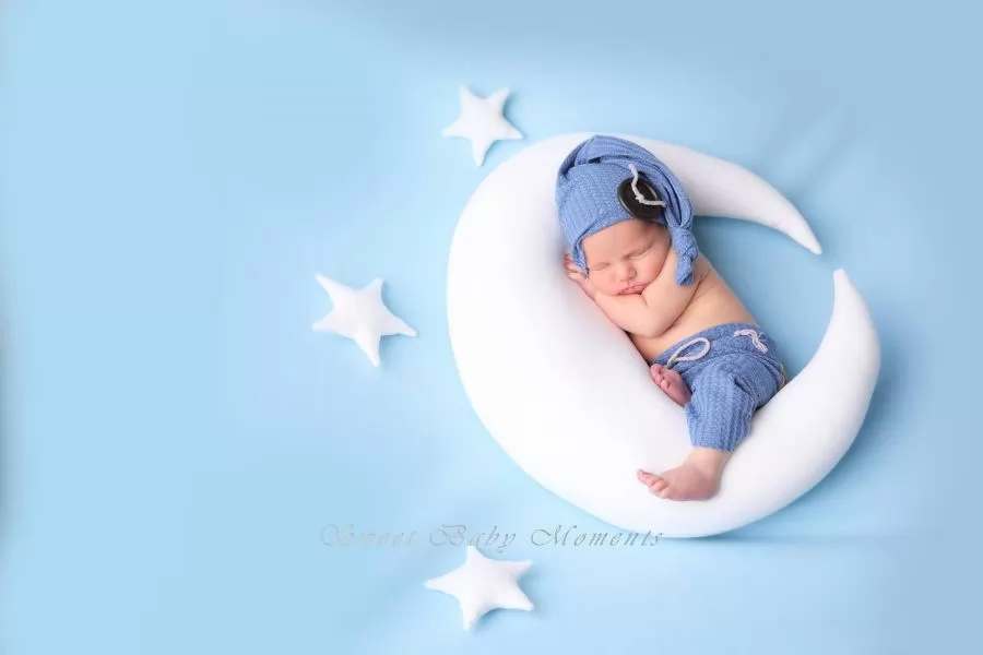 fotosesiya-bebe-v-parvite-dni-luna.jpg