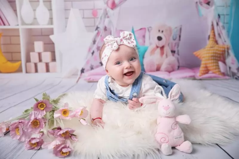 senimki-na-usmihnato-bebe-dekori-studio-sofia